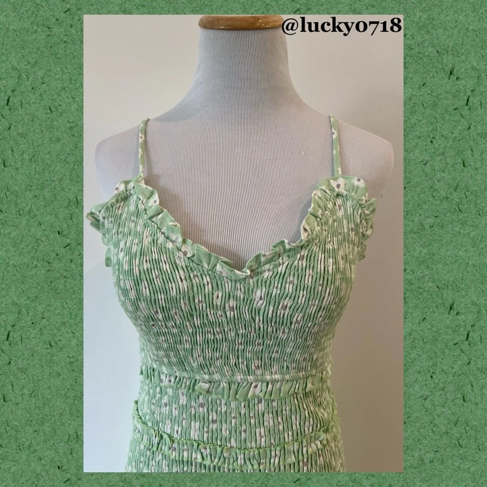 Olivaceous NWT Mint Green and White Floral Smocked Ruffle Mini Dress Sz S - Picture 3 of 7